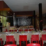 Hotel Lh Arca Street Art Spoleto