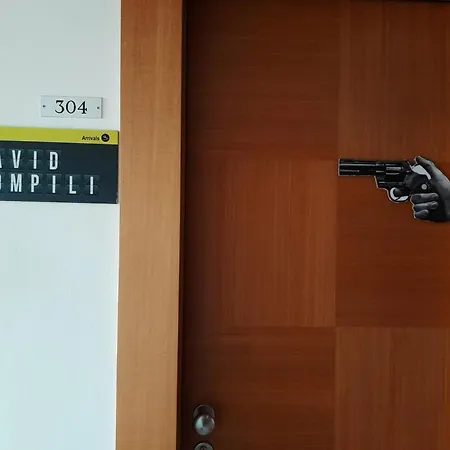 Lh Arca Street Art 3*