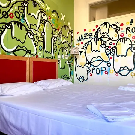 Hotel Lh Arca Street Art Spolète