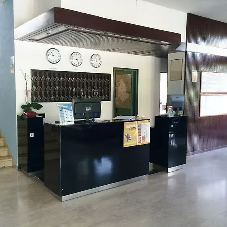 Lh Arca Street Art 3*