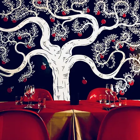 Lh Arca Street Art 3*