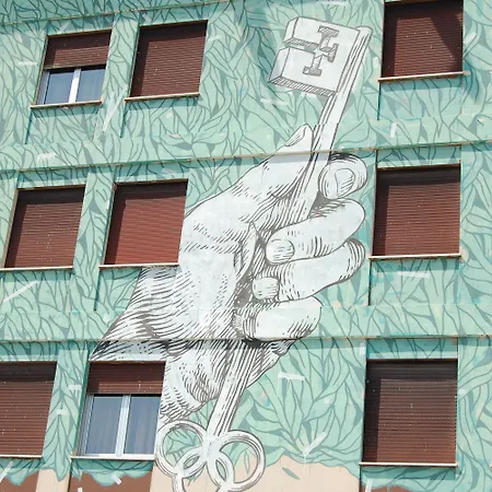 Lh Arca Street Art ספולטו