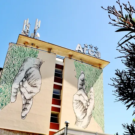 Hotel Lh Arca Street Art 3*