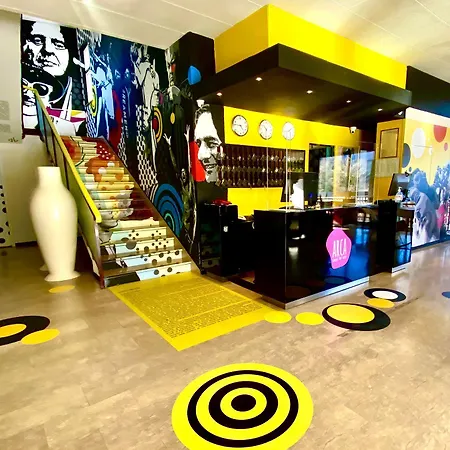 מלון Lh Arca Street Art ספולטו