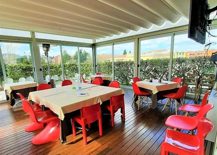 Hotel Lh Arca Street Art