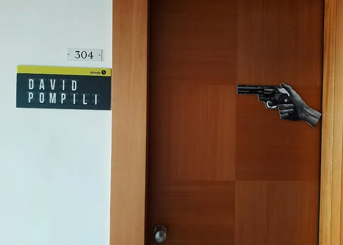 Lh Arca Street Art 3*