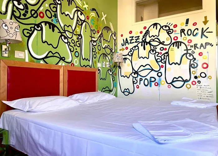Hotel Lh Arca Street Art Spoleto