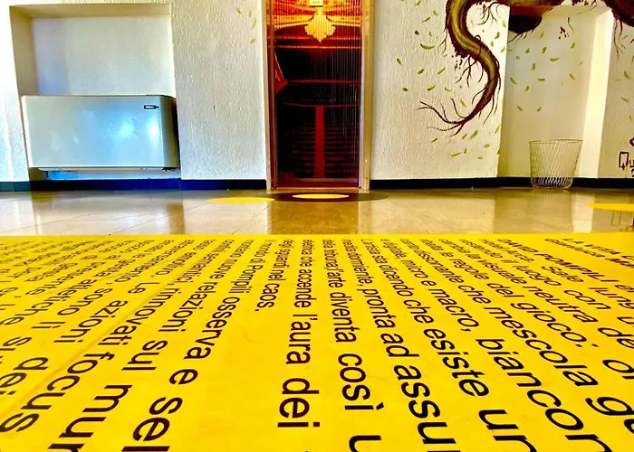 Hotel Lh Arca Street Art Spoleto