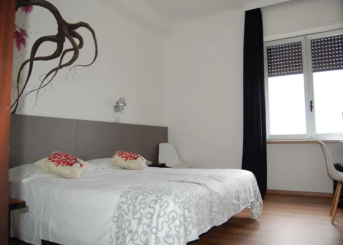 Hotel Lh Arca Street Art Spoleto