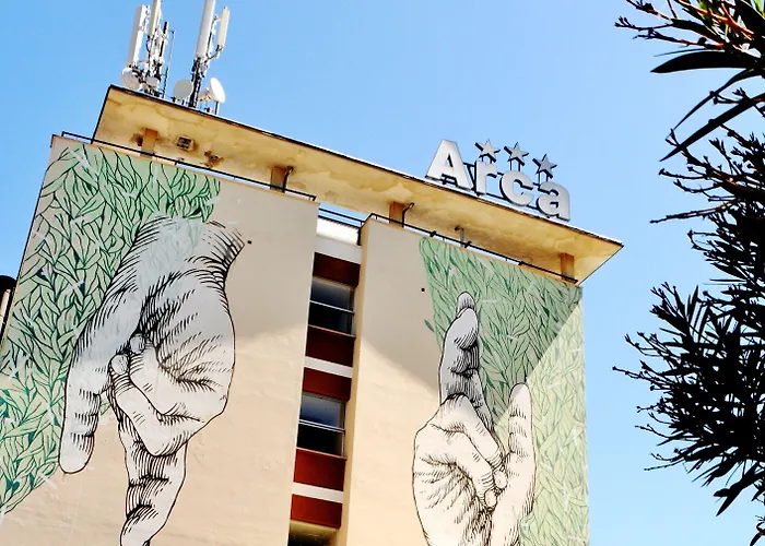 Hotel Lh Arca Street Art 3*