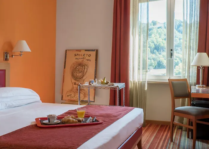 Lh Arca Street Art 3* Spoleto